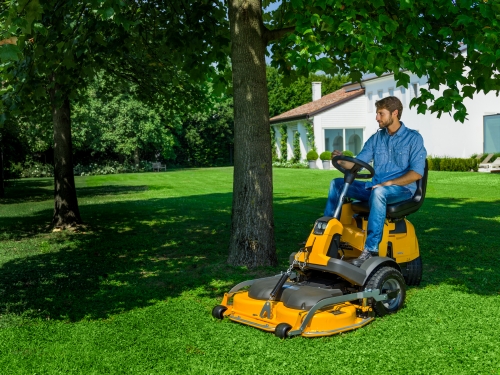 Zitmaaiers Tuinmachine service Boukes